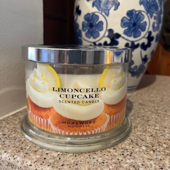 HOMEWORX LIMONCELLO CUPCAKE CANDLE - Picture 1 of 5